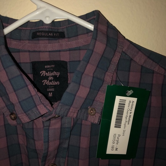 Meet your Posher, Brooke - Picture 1 of 3